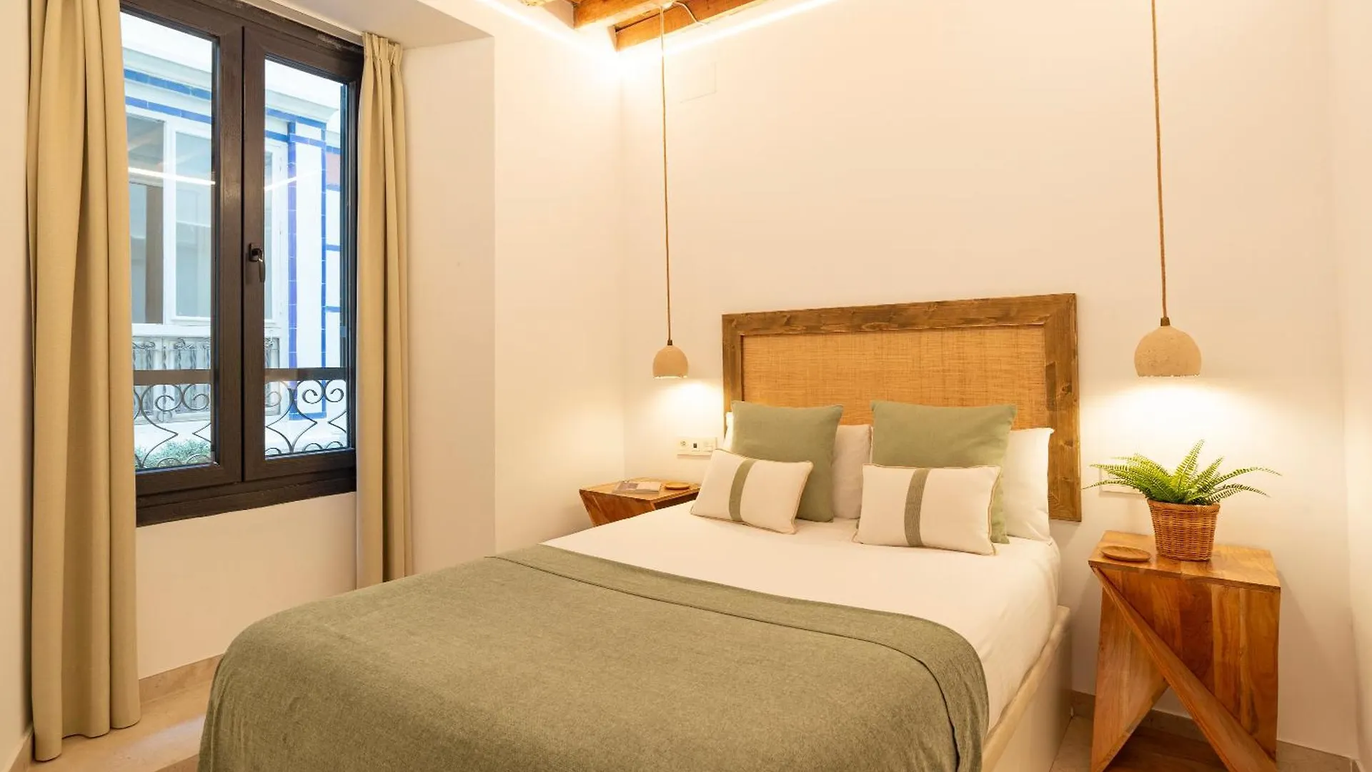 Lazcano & Old Town By Ele Apartments Málaga